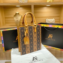 French Fashion Classic Big Brand Trend Printed Dogs Bag 2022 New Tide Genuine Leather 100 Hitch Fashion Pet Backpack