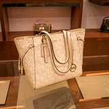 Шанхайский склад Spot Duty Free Discount Zone Zone Anuine Boick Master Рекомендуется 2022-0 Новая классическая сумка 66