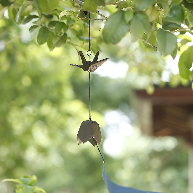 Japanese imported Japanese style and wind cast iron wind Bell Bell Thousand Paper Crane creative girl gift hanging door ornaments