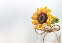 Special sunflower brooch gift box price of Blue Moon family wool flower