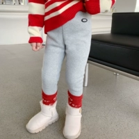 Светло -серый (пятно)