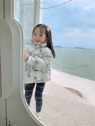 Детский удерживающий тепло пуховик