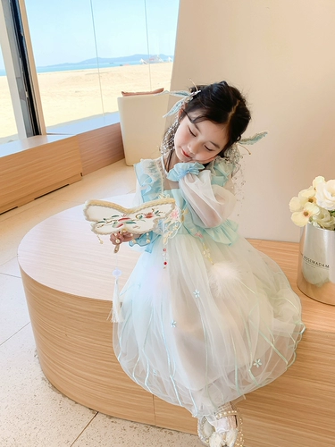 Детское осеннее ханьфу, Гонконг