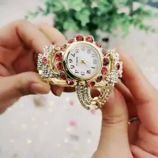 New Design Korean Women's Watch Fashion Diamond Bracelet Lady
