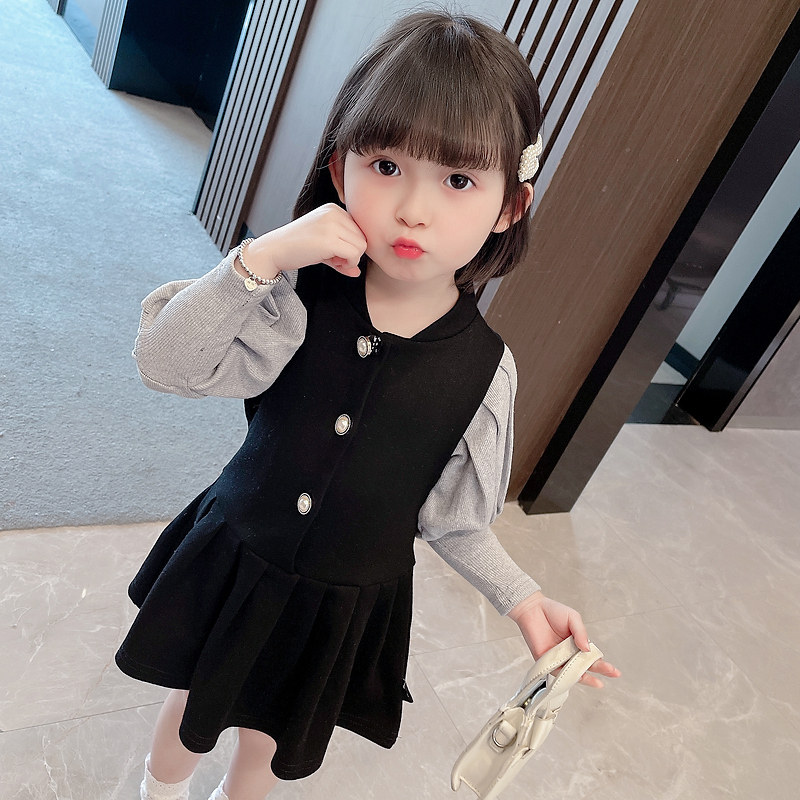 Girls college style dress 2021 autumn new children's clothing Korean version of the little girl western style children's fake two-piece skirt