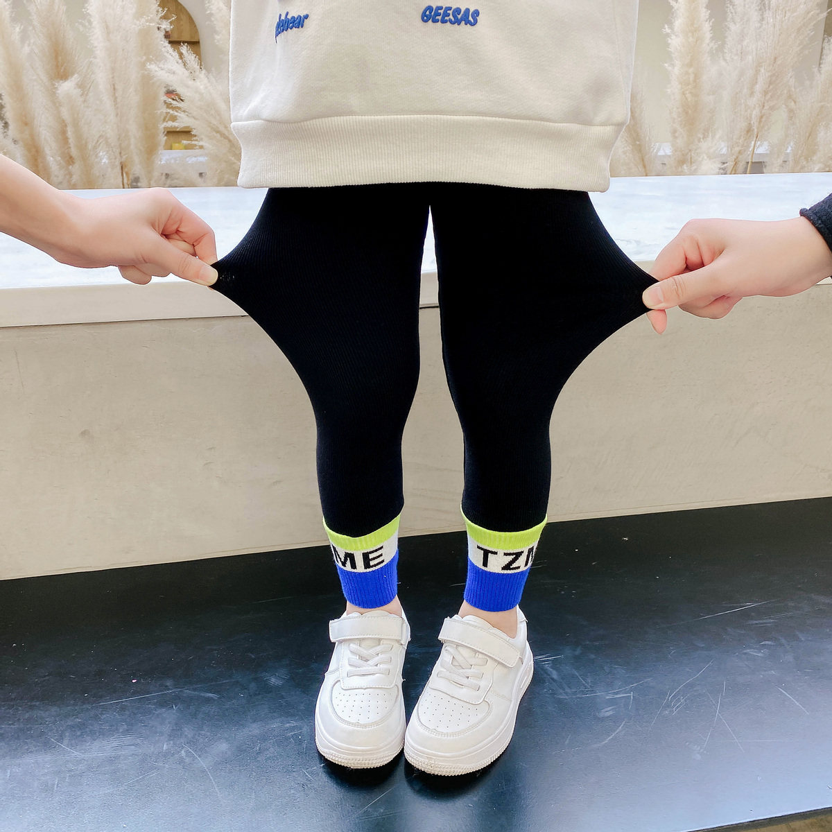 Girl pants children inside lap pants outside wearing 2022 early spring new female baby trendy spring dress girl foreign Korean version