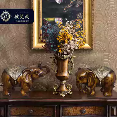 Chinese-style American classical luxury high-end living room entrance wine cabinet club foyer lucky elephant Vase ornaments three-piece set