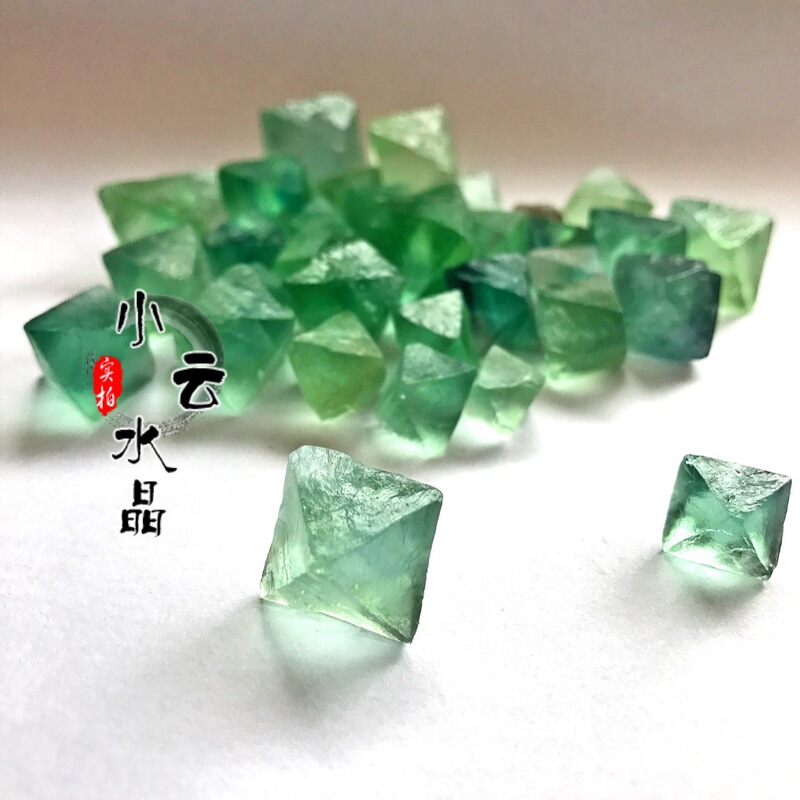 Natural Crystal Green Fluorite Octahedron Home Office Decoration Ornaments Accessories Materials Fish Tank Flower Pot Gravel