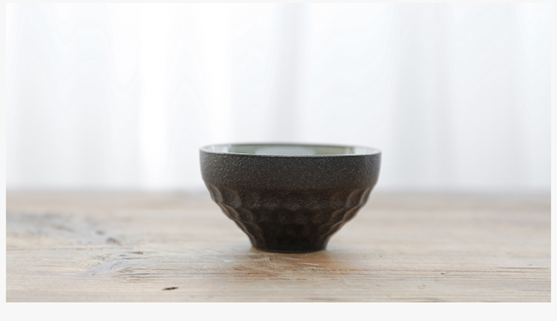 By hammer Japanese kung fu tea cups of black mud sample tea cup coarse pottery large master cup checking ceramic bowl