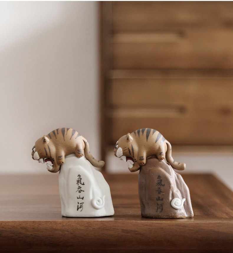 By mud jingdezhen hand - made tea pet coarse pottery was very roars furnishing articles creative ceramic tea set tea table decoration