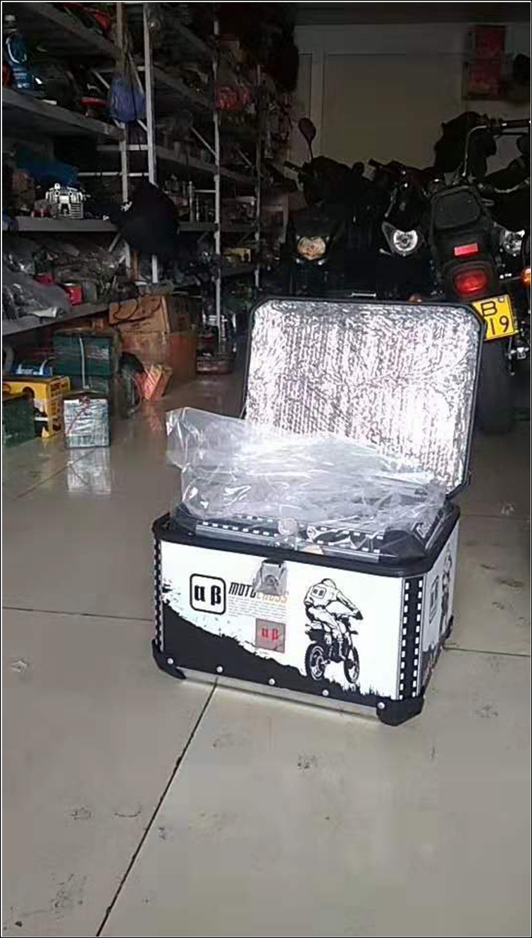 Đuôi xe máy bằng hợp kim nhôm hộp bên hông Suzuki gw Suzuki uu Honda 190 Benali gió xuân Haojue Yamaha - Xe gắn máy phía sau hộp thùng đựng đồ xe máy exciter 150