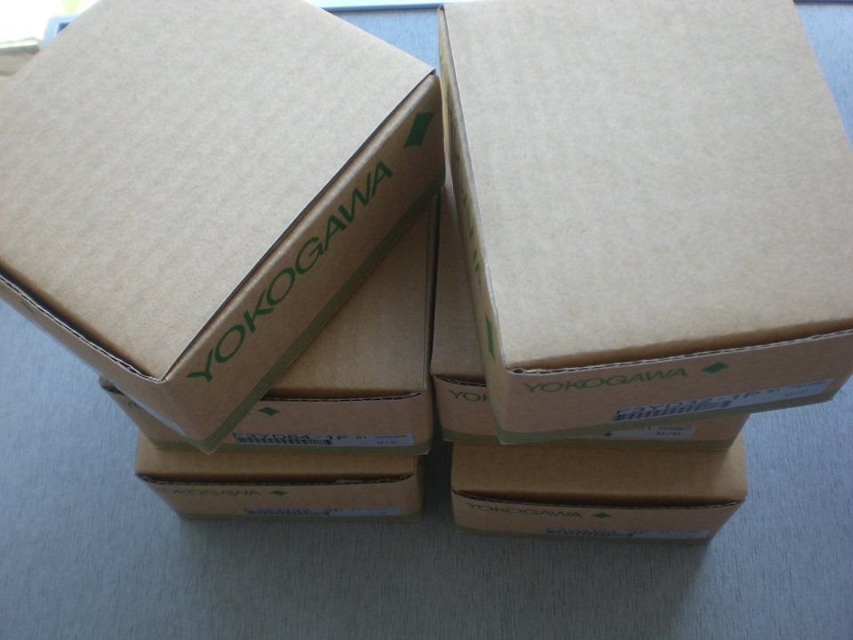 F3LH02-0N F3XD16-3N F3LX02-1N F3LU01-0N Yokogawa PLC has Box