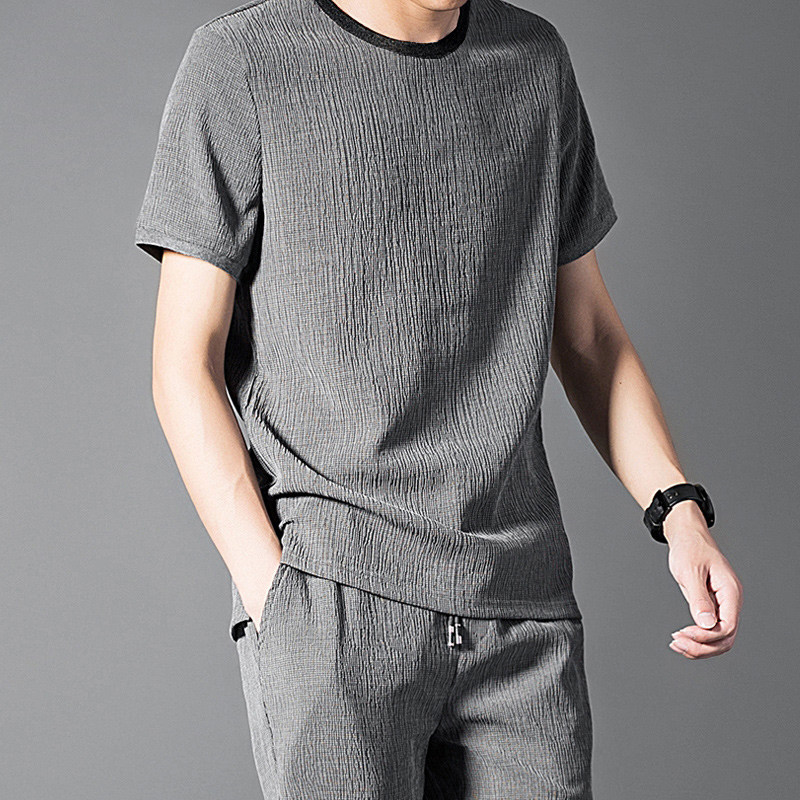 2022 summer new loose ice silk thin casual suit men's men's short-sleeved t-shirt youth summer two-piece suit