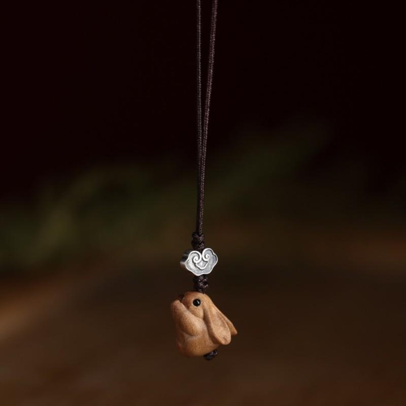 Indian Old Mountain Sandalwood Rabbit Phone Bag Keychain Pendant Ornament Accessory for Men and Women, Vintage Fragrance Rabbit Indian Old Mountain Sandalwood Rabbit Phone Bag Keychain Pendant Ornament Accessory for Men and Women, Vintage Fragrance Rabbit