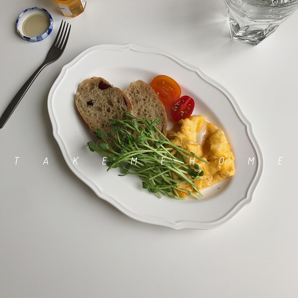 (Rabbit July) ins Wind Oval Ceramic Tray Mesh Red Western Dining Trays Home Pasta Breakfast Cute Dishes