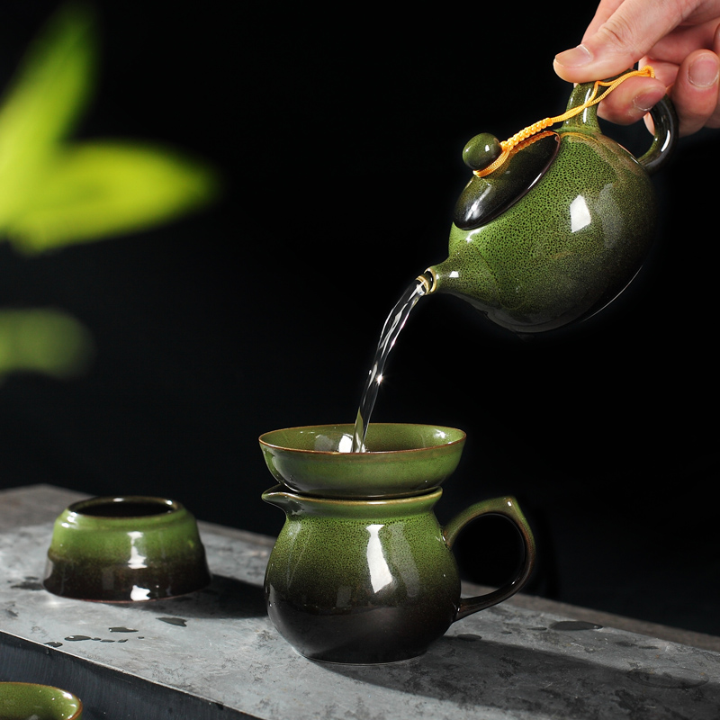 Making tea with a suit of household contracted sitting room of jingdezhen ceramic kung fu tea cups little teapot high - end gift box