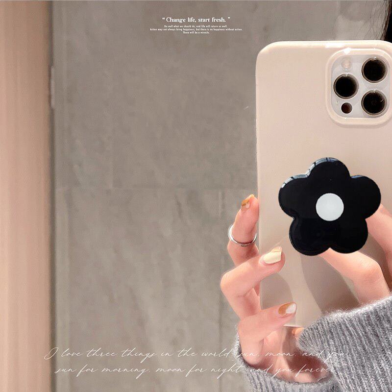 Simple milk tea color is suitable for iPhone 14 pro max Apple Mobile Case x Flower Steps 8P pure color soft shell