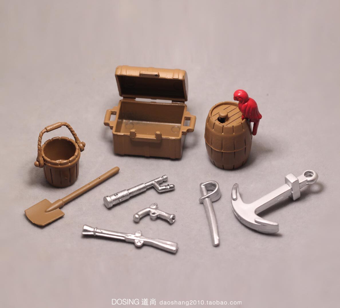 Ancient pirate soldiers weapon accessories barrel shovel musket sword wine barrel anchor simulation miniature scene model