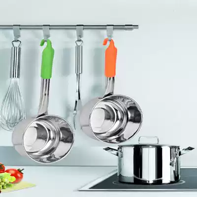 2021 new hot sale non-magnetic stainless steel thick water spoon Kitchen household plastic with adhesive hook water scoop soup