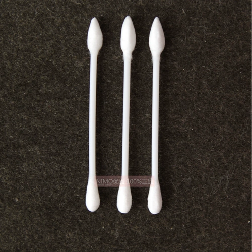 Ватные палочки, жидкость для снятия лака, лак для ногтей, гигиеническая база под макияж для маникюра