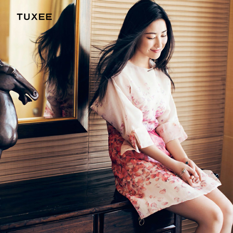 TUXEE high round Hothswil stars with the same romantic pink petals dress Eugen yarn printed foreign dress