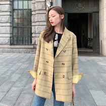 Plaid small suit jacket womens spring and autumn clothes New Korean version of loose British wind Joker students feel Net red suit