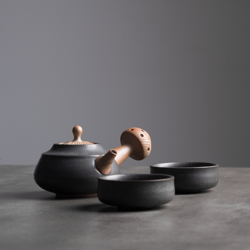 The content of creative side pot of checking ceramic teapot tea kungfu tea set travel bowl is a set of tea cups