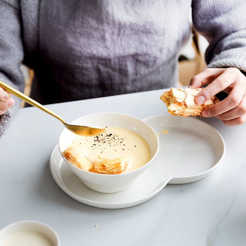 The content water mist with ceramic tableware set tableware tableware creative move porridge breakfast bowl home plate