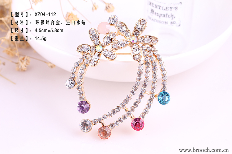 Mua hai tặng một xu hướng thời trang Hàn Quốc miễn phí handmade pha lê màu kim cương động vật hoa cỏ hợp kim trâm cài pin nữ cài áo chanel