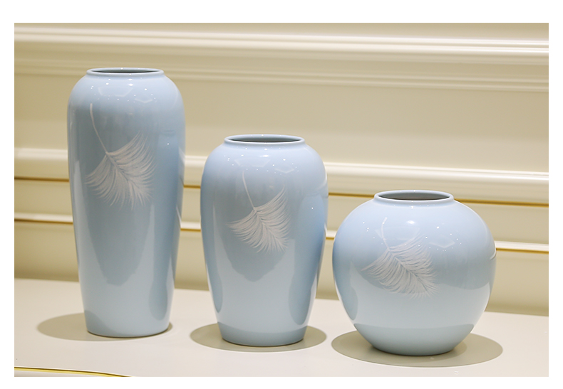 Jingdezhen contracted creative mesa ceramic vase simulation flower adornment furnishing articles receptacle TV ark, hydroponic flowers