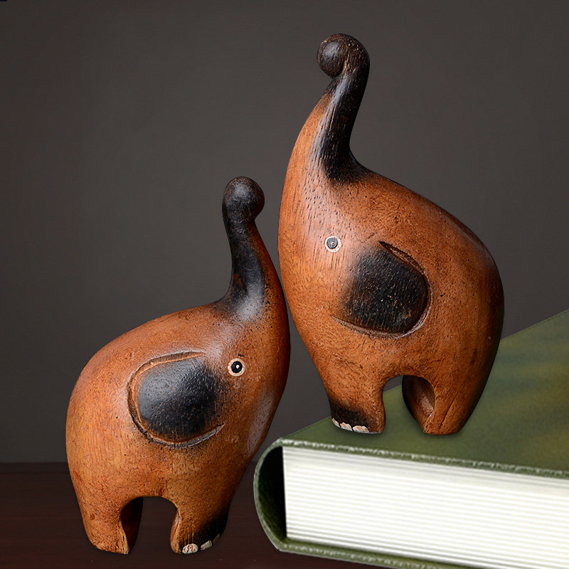 Thai style hand carved baby elephant decoration decoration Southeast Asian craft gift decoration Desktop entrance decoration
