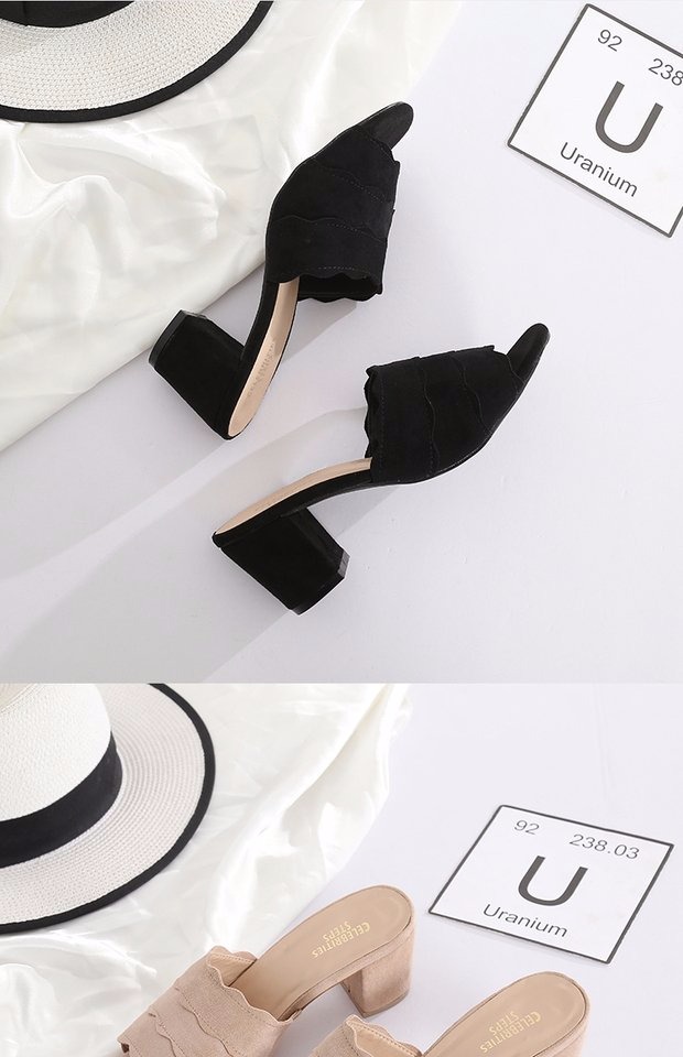 2018 nữ mùa hè mới mang dép và dép thoải mái thoải mái đi giày cao gót hoang dã dày với giày cao gót nữ sandal nữ