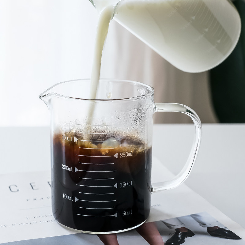 Measuring cup with scale Home Heat-resistant glass-cup Children with handle Large-capacity water glass Milk Cup microwave