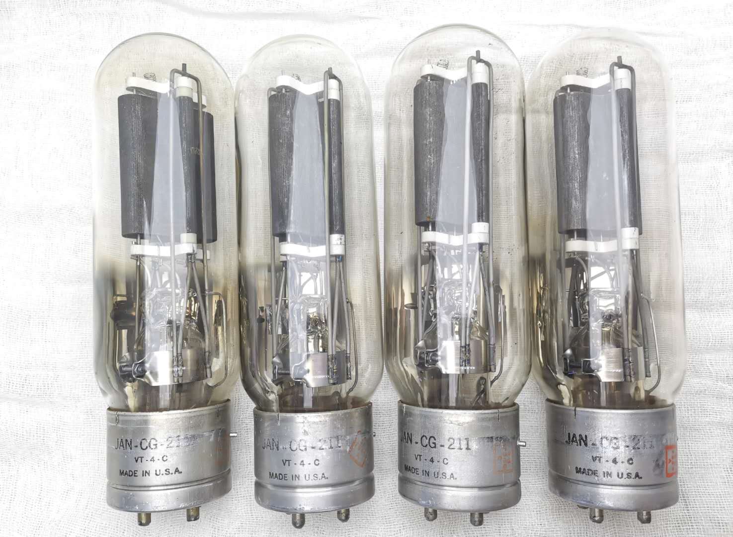 43 years of American Jan GE 211 vacuum tube
