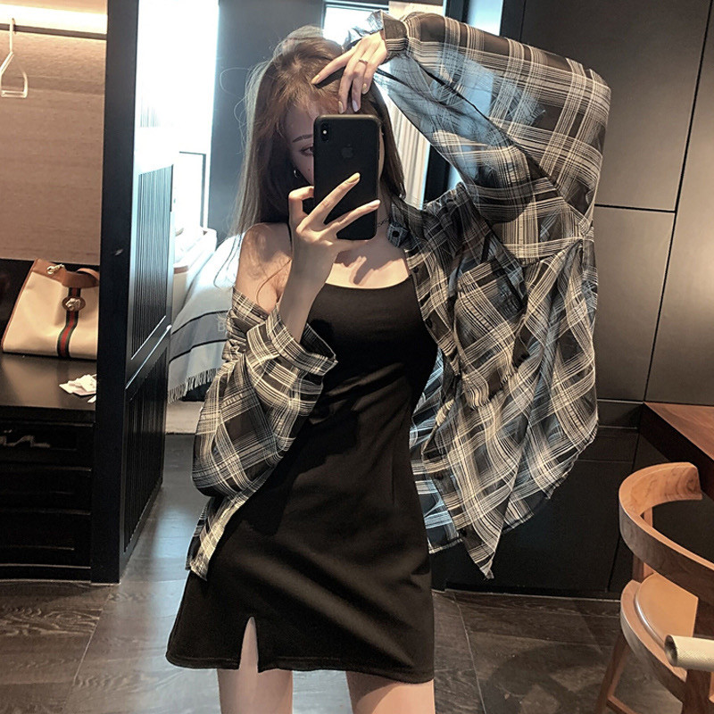Design sense niche plaid sunscreen shirt women's retro Hong Kong style outer wear all-match long-sleeved shirt summer thin coat