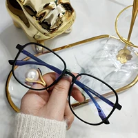 Faste Black [Anti -Blu -Ray Lens]