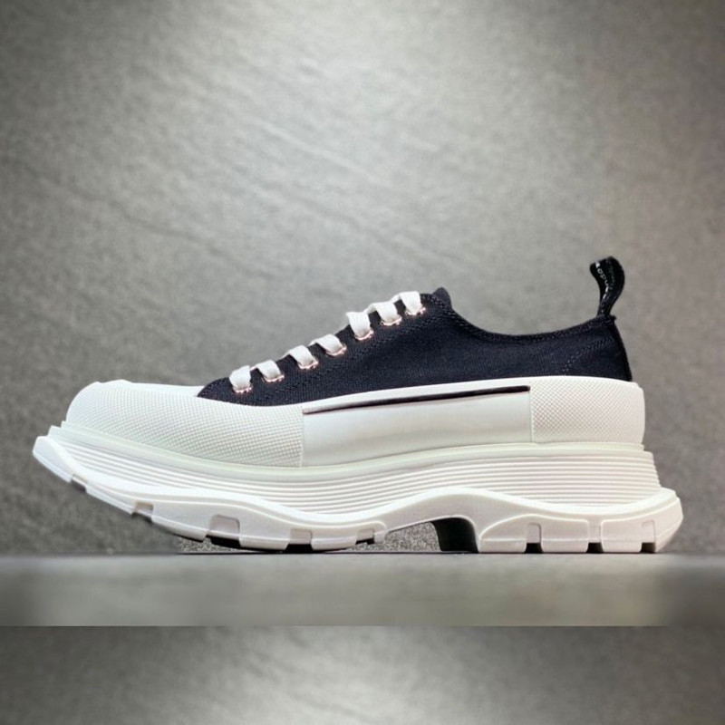Celebrity-Inspired Nazha Mcqueen Canvas Shoes for Women, 2026 Summer Thick-Soled Platform Shoes, Height-Increasing Shoes, Sports Casual Shoes for Men