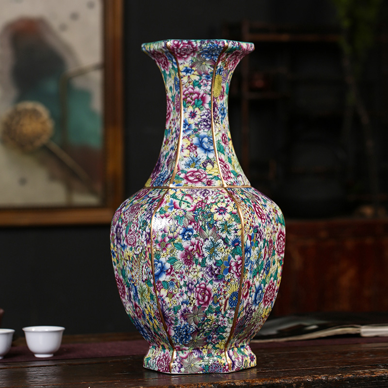 Jingdezhen ceramics flower arranging Chinese style pastel colored enamel vase imitation antique furnishing articles rich ancient frame decorate the study