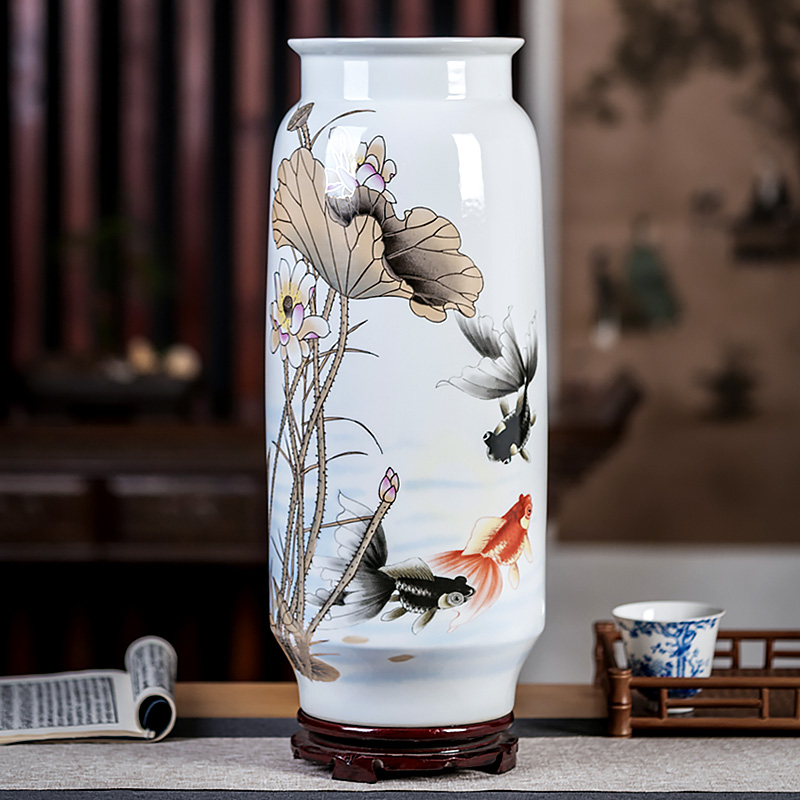 Jingdezhen ceramics vase large famille rose blooming flowers f tube of the sitting room of Chinese style household act the role ofing is tasted furnishing articles arranging flowers