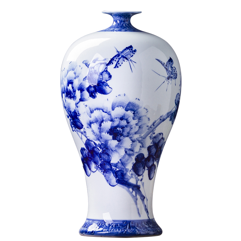 Jingdezhen blue and white peony vases, new Chinese style ceramic hand - made decorative furnishing articles handicraft decoration arranging flowers