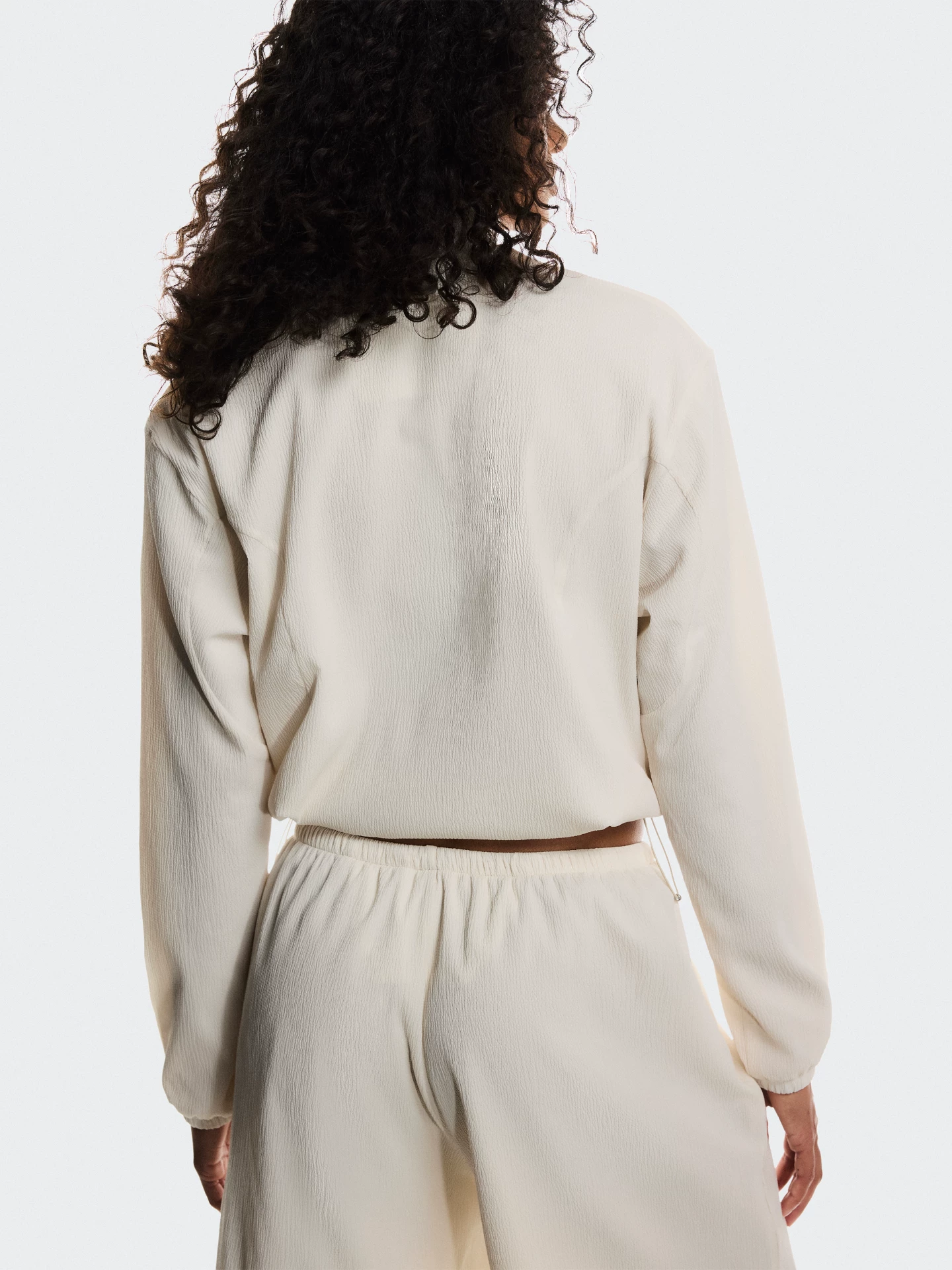 [On 昂跑 Track Jacket 2025 秋冬新品女款 Track 系列运动夹克]