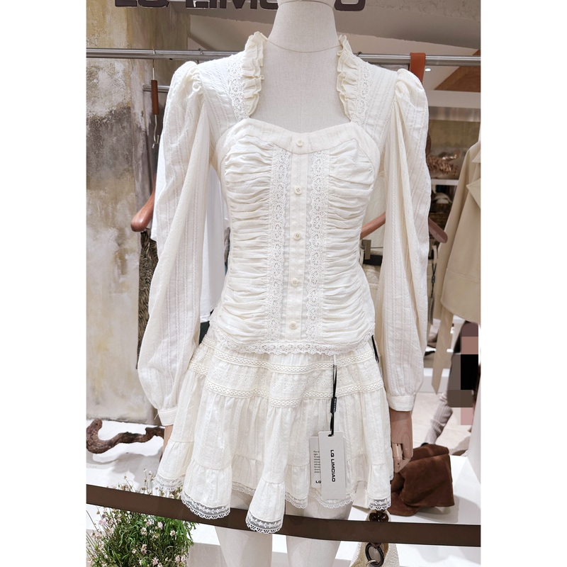 Lqlimciao Autumn French Lace Palace Style Patchwork Short Slimming Girl's Shirt Top for Women with Unique Fashion