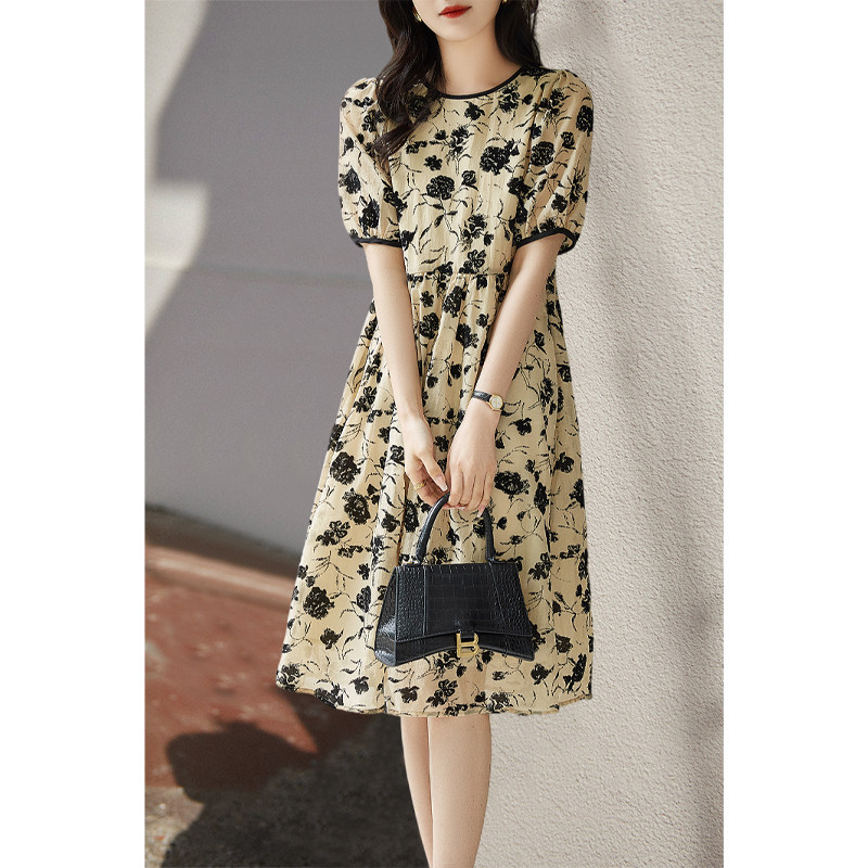 vero sinly retro black rose with high waist digital printing of a romantic atmosphere