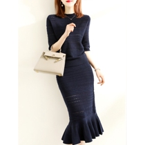Autumn Winter new commuter elegant hollowed-out fish tail qun Two sets of long knitted round collar pure color suit