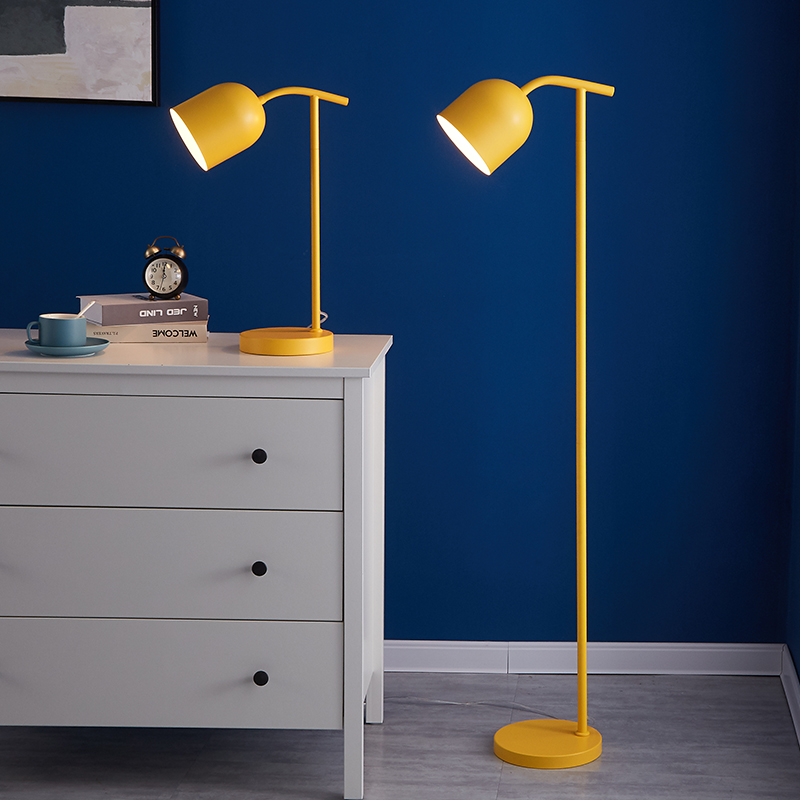 Nordic Creative Macaragonins Floor Lamp Brief Modern Book Room Living-room Sofa Bedroom Bedside Vertical Table Lamp