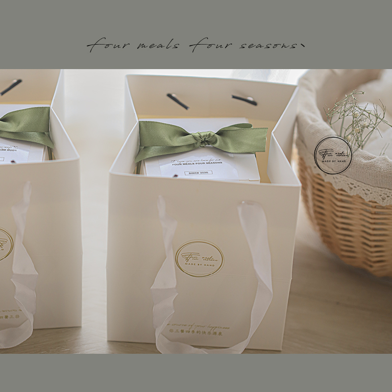 < Gift Bag > Fourmeals Original Hand Bag See Details Single Pat not outsized bag for 4 Yuan and notes