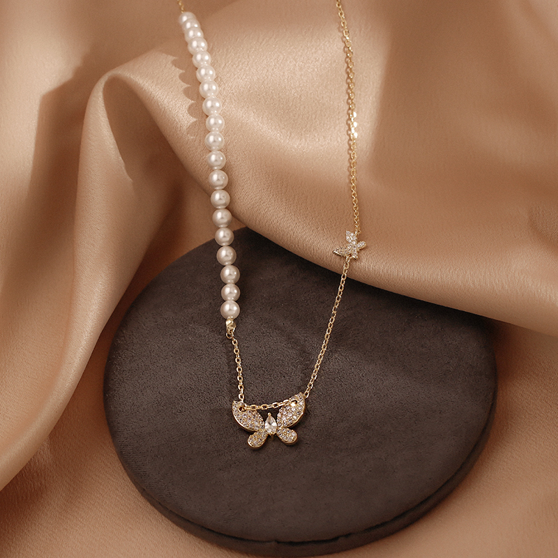 Zhou Dafu Huanmei Butterfly pearl lock bone chain light extravagant and small crowdnecklace female Jane Joins lukewarm ethos 2021
