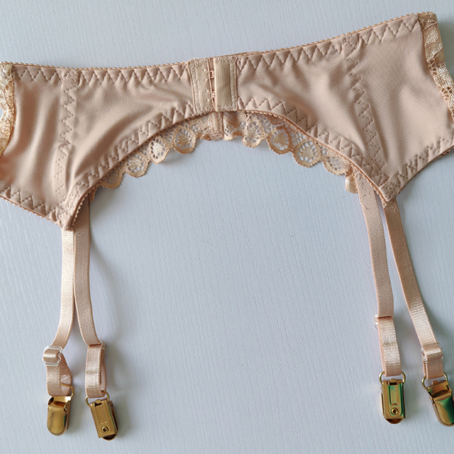 French Lace Garter Belt with Three Rows of Two Buckles, Adjustable Long Stockings, Sexy Gold Duckbill Clip, Non-Slip Clip