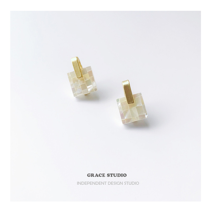 G S shell memory natural shell earrings female geometric mother-of-pearl mosaic designer earrings without pierced ear clips