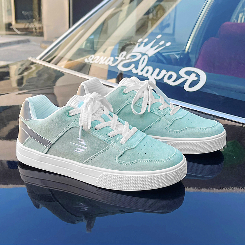 Professional Skateboard Shoes, Shock-Absorbing Street Dance Shoes, Trendy Shoes for Men and Women, Sharp and Trendy Dc Wear-Resistant Suede Low-Top Casual New Style